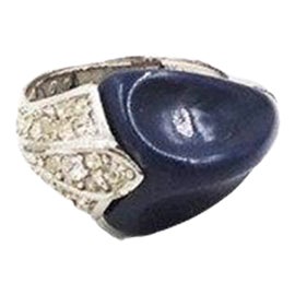 Example of Trifari Rings