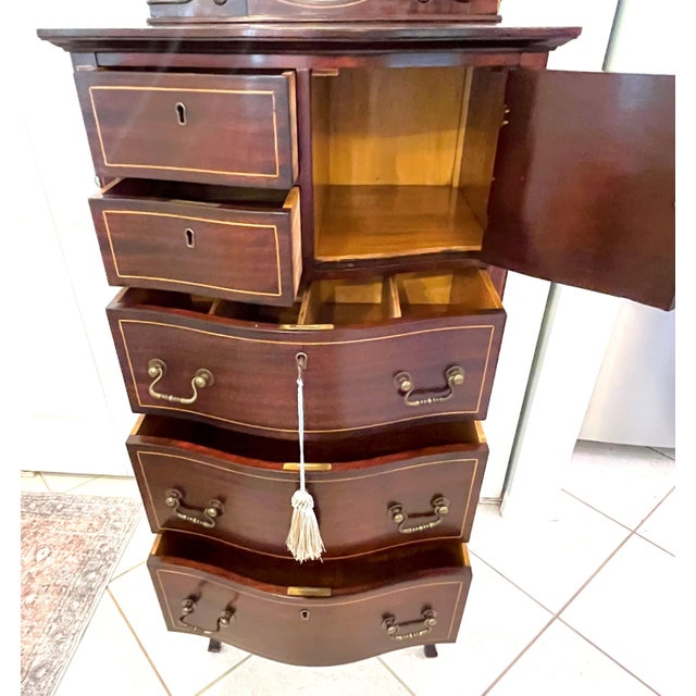 Traditional Early 1900's Highboy Chest of Drawers With Mirror, Locks and Key For Sale - Image 3 of 12