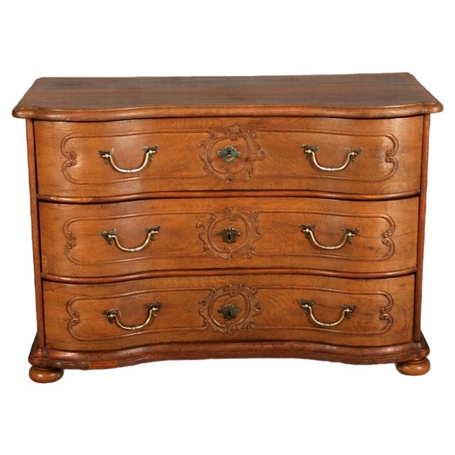 Antiquity Baroque Oak Chest of Drawers by Aachen Liège Jh, 1750s For Sale