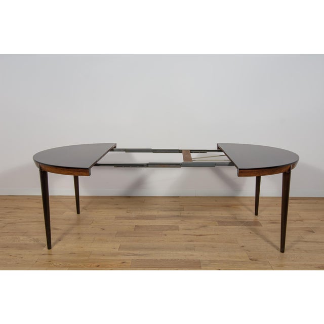 Mid-Century Round Rosewood Dining Table Model 71 by Severin Hansen for Haslev Møbelsnedkeri, 1960s For Sale - Image 9 of 18