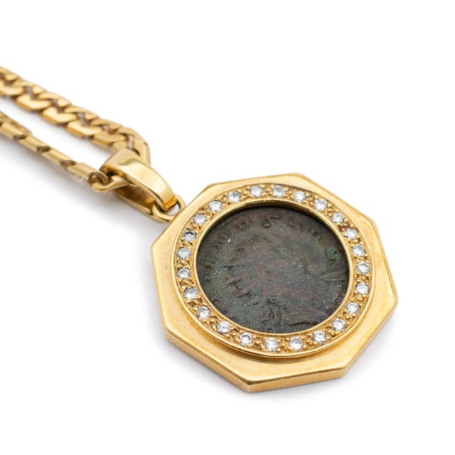 Vintage 18k Yellow Gold Ancient Coin Halo Diamond Razor Link Pendant Necklace For Sale In Houston - Image 6 of 7