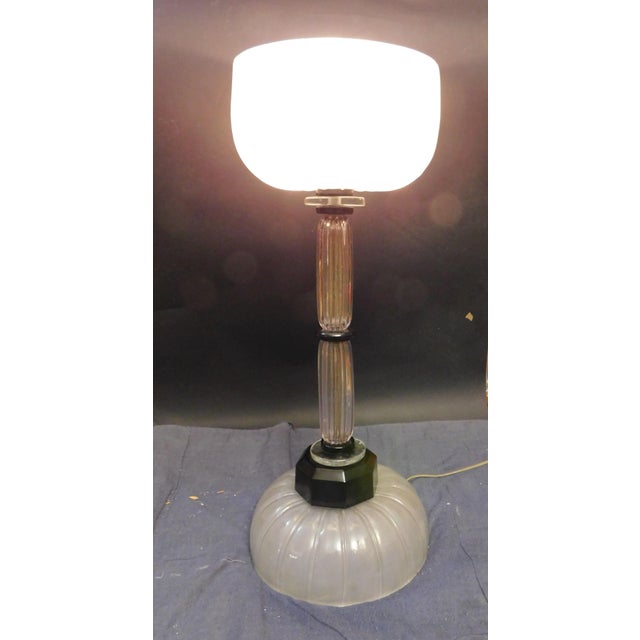 White 1960s Frosted and Clear Murano Glass Table Lamp For Sale - Image 8 of 9