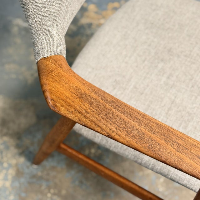 Brown Mid 20th Century Set of 4 Danish Teak Dining Chairs Attributed to Svend Aage Eriksen for Glostrup, Model Gm11 For Sale - Image 8 of 8