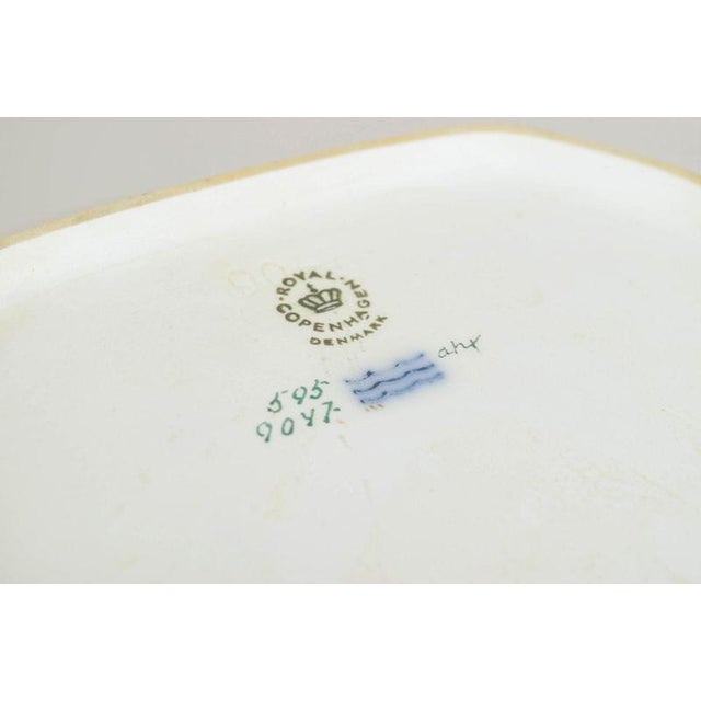 Octagonal Porcelain Golden Basket Cake Dish from Royal Copenhagen, 1968 For Sale - Image 4 of 5
