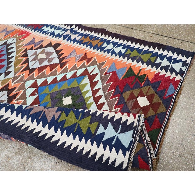 Galerie Shabab Collection Mid-20th Century Persian Flatweave Kilim Rug For Sale - Image 9 of 10