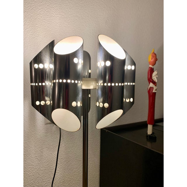 1960s Space Age Floor Lamp in the style of Sciolari, 1960s For Sale - Image 5 of 15