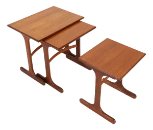 Teak Wood Nesting Tables by G-Plan, 1970s, UK, 1970s, Set of 3