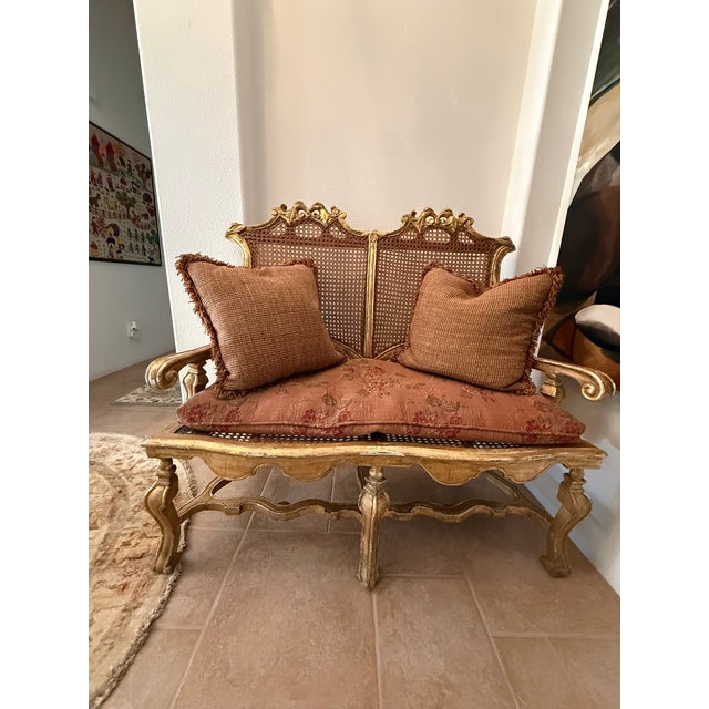 Gold Early 18th Century Italian Louis XIV Giltwood Caned Settee For Sale - Image 8 of 8