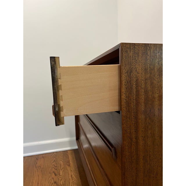 Mid-Century Modern Milo Baughman for Drexel Perspective Mid-Century Modern Dresser For Sale - Image 3 of 5
