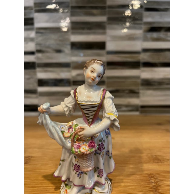 □バスケットの少女□高さ37.5cm◇Meissen◇