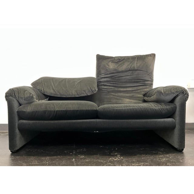 Vintage Grey Velvet Maralunga Sofa with Armchair by Vico Magistretti for Cassina, 1970s, Set of 2 For Sale - Image 9 of 18