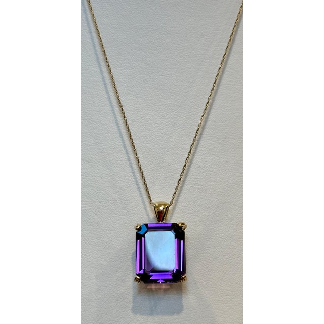 14 Ct Emerald Cut Amethyst Pendant/Neck 18Kt Gold + 14 Kt Yellow Gold Chain For Sale - Image 9 of 18