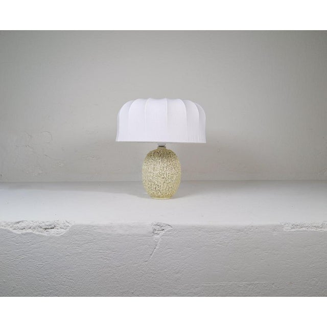 Ceramic Large Mid-Century Modern Chamotte Table Lamp attributed to Gunnar Nylund for Rörstrand, Sweden, 1950s For Sale - Image 7 of 17