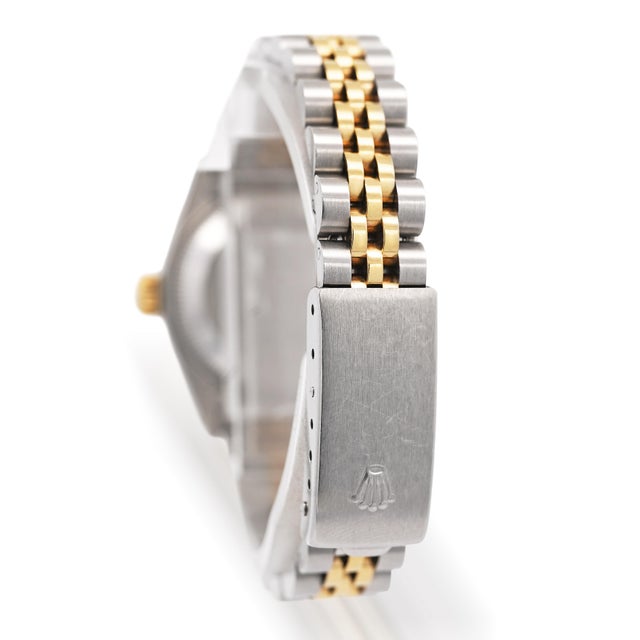 Contemporary Mid 20th Century Rolex Datejust 69173 Vintage 2 Tone 26mm Fluted Jubilee Watch For Sale - Image 3 of 10