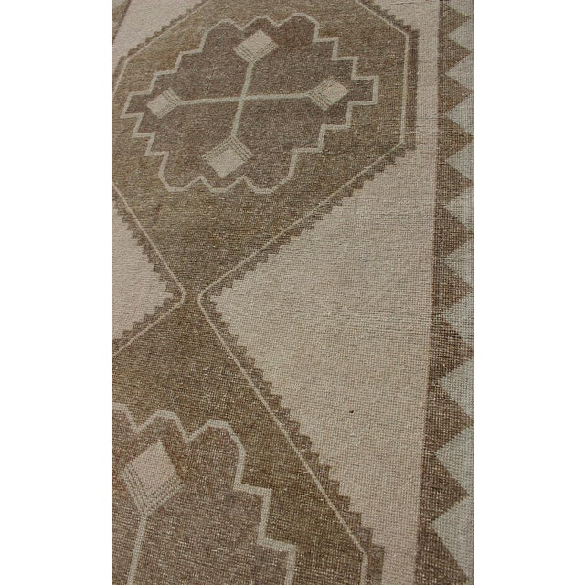 Taupe Vintage Turkish Oushak Wool Runner Rug in Warm Beige and Taupe 4'0 X 13'2 For Sale - Image 8 of 10