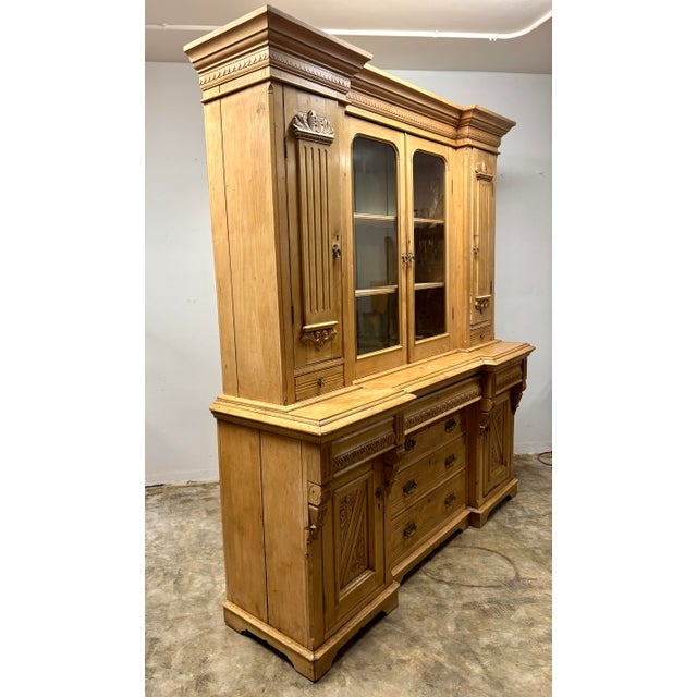Wood 19th Century English Pine Dresser For Sale - Image 7 of 8