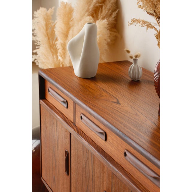 Vintage Teak Fresco Sideboard by Victor Wilkins for G-Plan, 1960s For Sale - Image 14 of 18