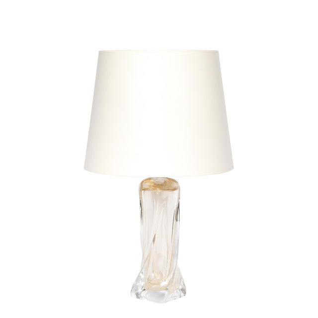 This exquisite pair of hand-blown Murano glass table lamps by renowned Italian artisan Vittorio Rigattieri exemplifies the...