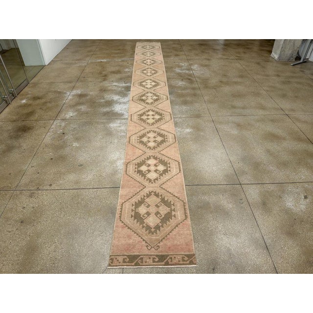 Galerie Shabab Collection Mid-20th Century Turkish Anatolian Long Runner For Sale - Image 4 of 10