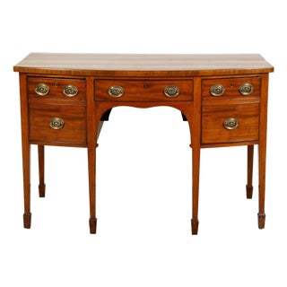 English Georgian Period 1820s Mahogany Five-Drawer Sideboard with Tapered Legs For Sale