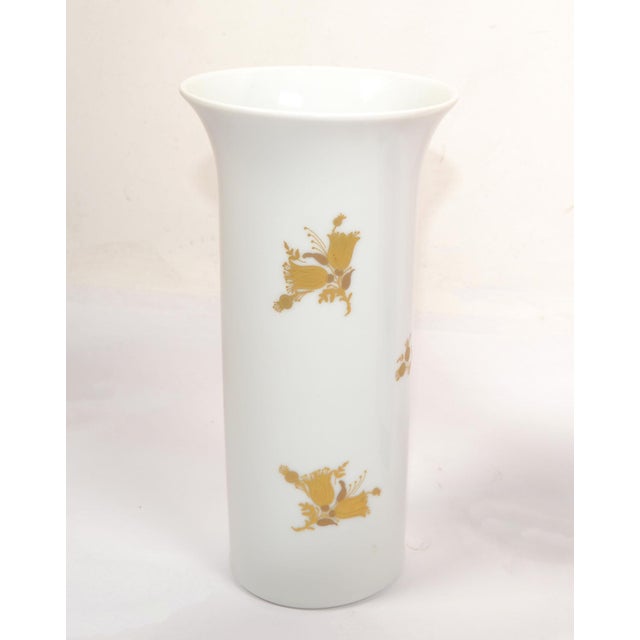 1960s Original Rosenthal White Porcelain Flower Vase Hand Painted Gold Leaf Flowers For Sale - Image 12 of 12