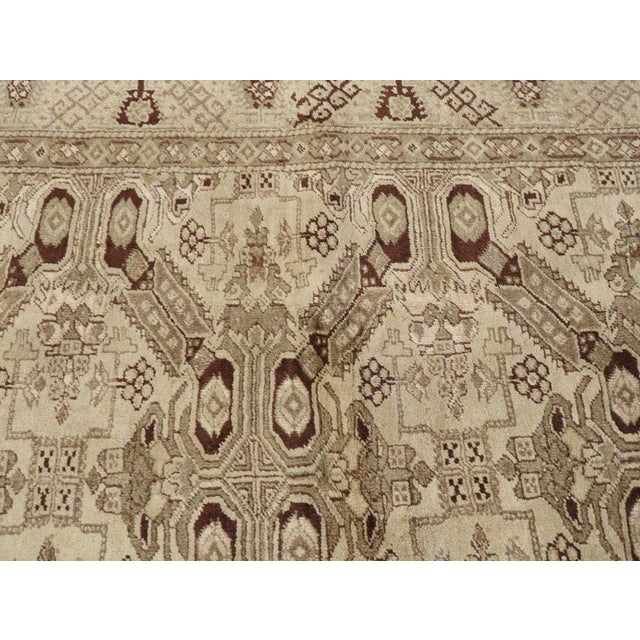 Ivory Galerie Shabab Collection Mid-20th Century Turkish Sivas Rug For Sale - Image 8 of 10