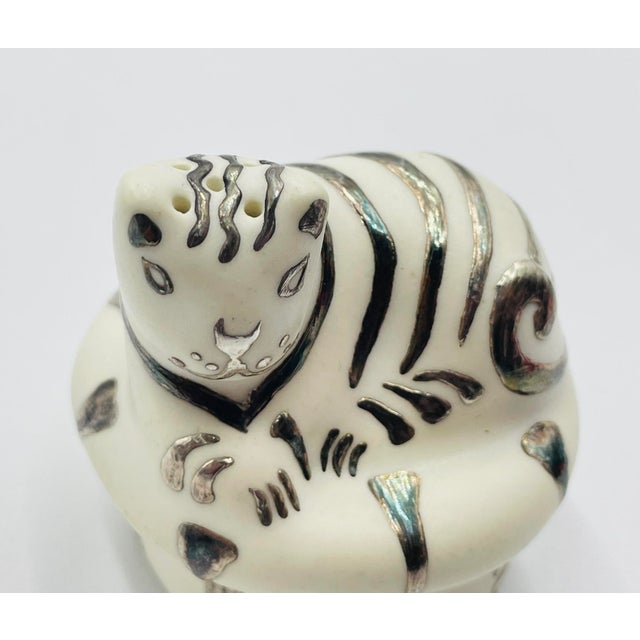 1980s Pure Silver & Porcelain Cat Salt and Pepper Set by Emilia Castillo For Sale - Image 11 of 18