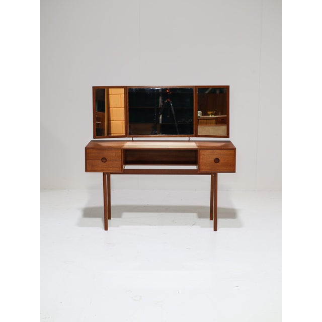 Mid-Century Modern Model 40 Dressing Table in Teak by Kai Kristiansen for Aksel Kjersgaard, Denmark, 1960s For Sale - Image 3 of 18