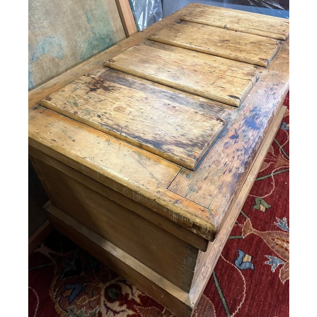 Mid 19th Century Antique English Pine Tool Chest For Sale In Boston - Image 6 of 10