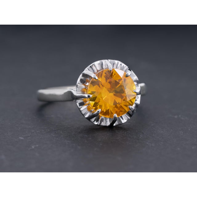 Vintage Gia Certified 2.88ct Orange Sapphire Art Deco Solitaire 18k White Gold Engagement Ring Size 7.75 For Sale - Image 4 of 9