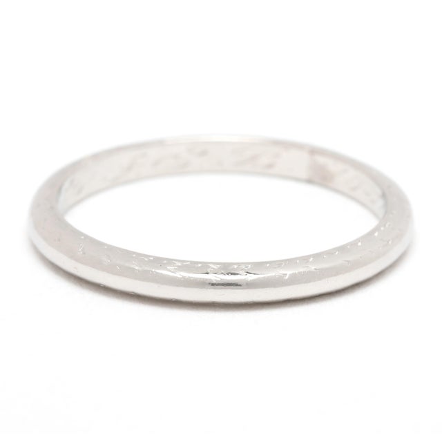 Art Deco 1926 Art Deco Engraved Band Ring, Platinum, Ring Size 5.5 For Sale - Image 3 of 7