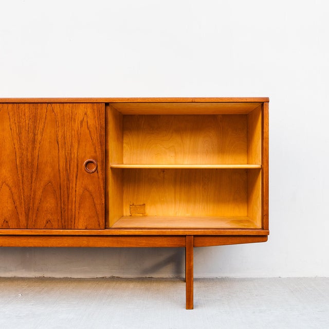 Restored 1960s Scandinavian Teak "Ulvö" Credenza by Dux For Sale - Image 13 of 14