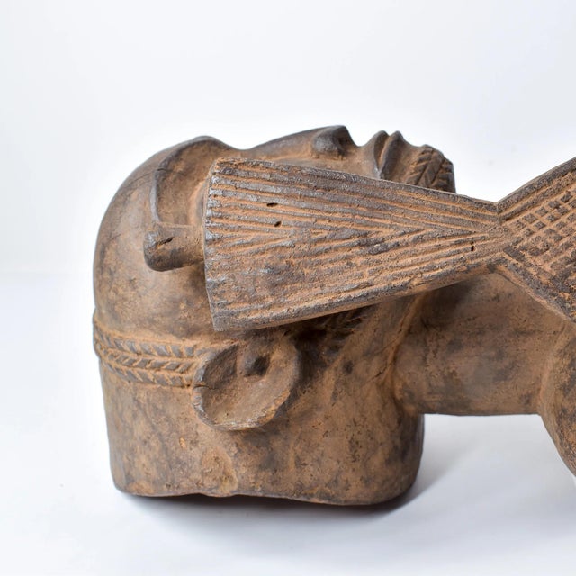 Early 20th Century Hemba Chief Memorial Figure For Sale - Image 15 of 17