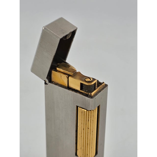 Rare Vintage Dunhill Coral Gas Lighter D Logo Silver Gold No Box Very Good Cond. For Sale - Image 11 of 14