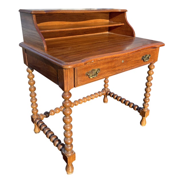 Vintage Desk or Accent Table With Barley Twist Spindle Legs in Henredon Style For Sale