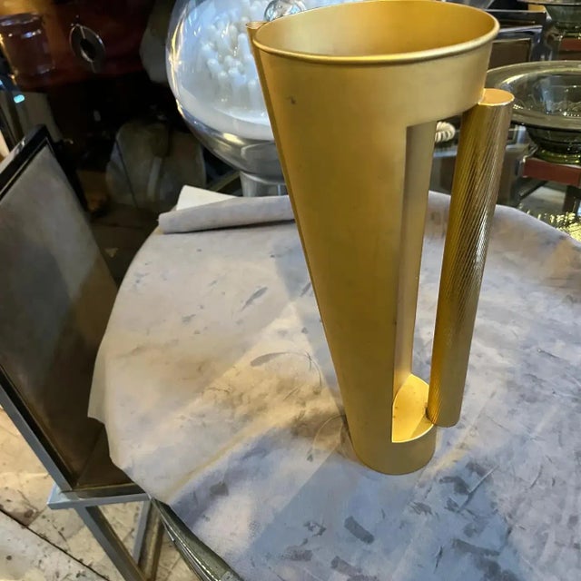 1970s Modern Gilted Metal Sculptural Italian Design Jug Vase For Sale - Image 9 of 16