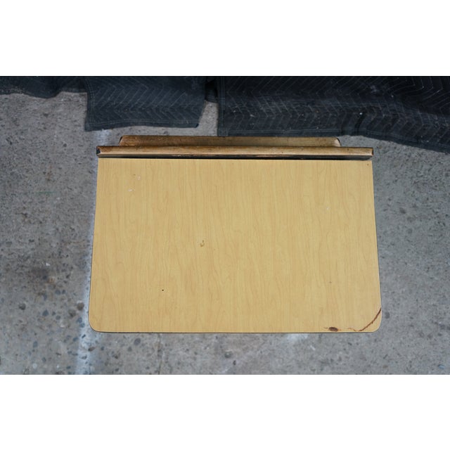 1900 - 1909 Antique T. Kundtz Co. American Solid Maple Classroom School Desk Cast Iron 1900 For Sale - Image 5 of 18