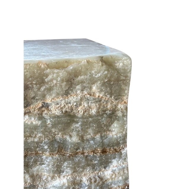 2010s Jupiter Onyx Marble Side Table With Stunning Textures, Modern Organic For Sale - Image 5 of 10