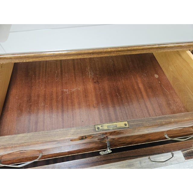 Walnut Burl Chest of Drawers with Double Glass Top, 1950 For Sale - Image 14 of 18