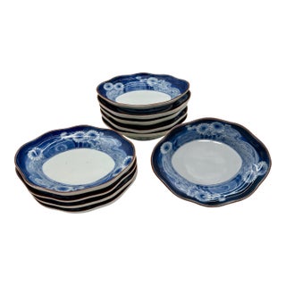 17th Century Edo Period Japanese Arita Porcelain Dishes — Chrysanthemum & Wave Motif — 10 Pieces For Sale