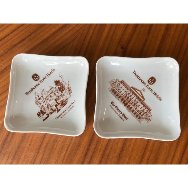 Pillivuyt et Cie Mid-Century French Porcelain Pin Dishes for European Hotels, Pillivuyt, France -Set of 2 For Sale - Image 4 of 8