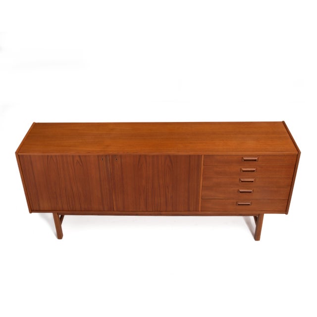 Ulferts Sweden Scandinavian Danish Teak Credenza Two Hinged Doors Dowel Legs Mid Century Key Unmarked For Sale - Image 9 of 15