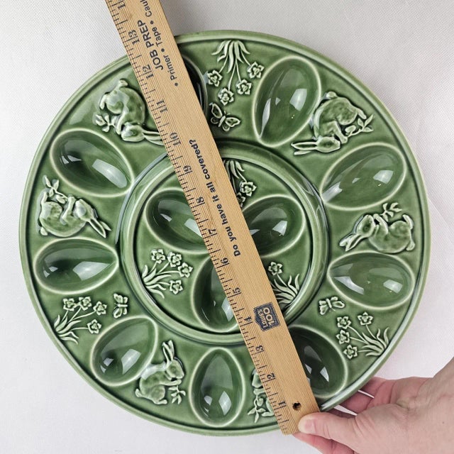 1990s Vinatge Bordallo Pinheiro Rabbits Bunny Flower Egg Plate Tray For Sale - Image 5 of 5