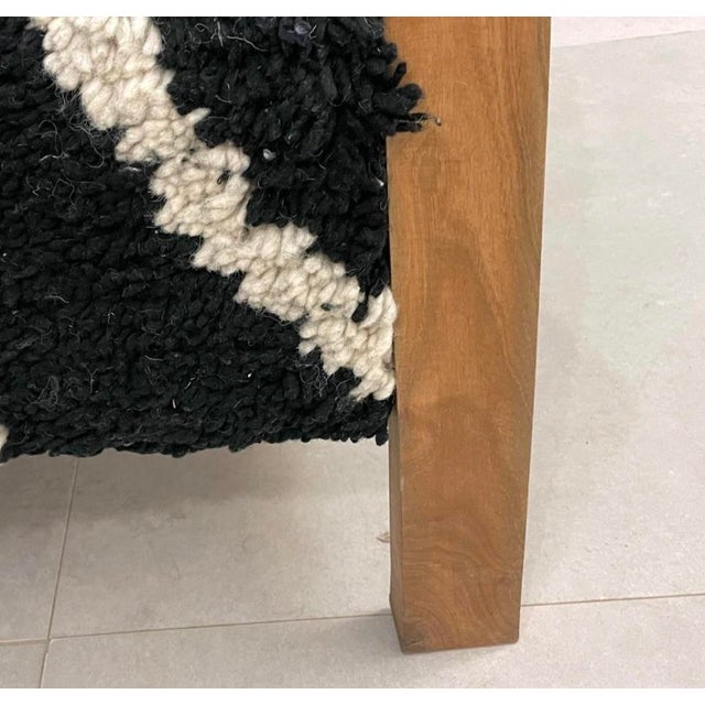 Berber Tribes of Morocco Handmade Moroccan Chair - Black Wool Rug With Ivory Zigzag Design. For Sale - Image 4 of 10