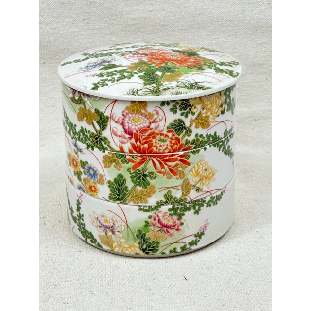 Japanese Shibata Toki Porcelain Trinket Box For Sale - Image 4 of 10