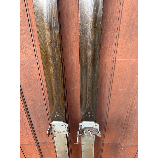 Antique Paris Mfg. Co. Wooden Skis – South Paris, Maine – Vintage Downhill Skis With Original Metal Bindings – Rustic Ski Lodge Wall Decor For Sale - Image 10 of 16
