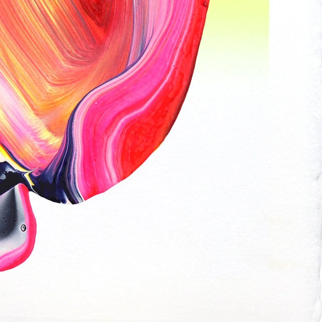 The colorful abstract artworks of Romanian artist Alex Voinea are inspired by experiments with paint poured over vibrating...