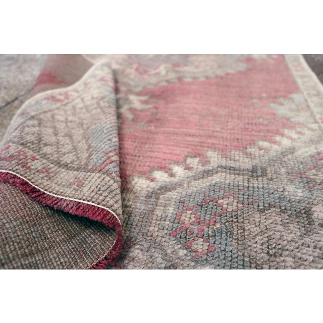 Textile Galerie Shabab Collection Early 20th Century Turkish Oushak Throw Rug For Sale - Image 7 of 7