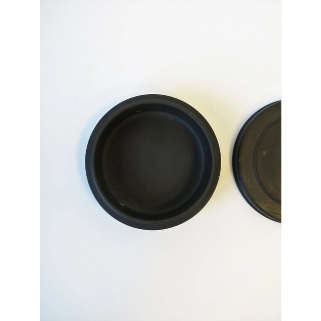 Stone Wedgwood Egyptian Revival Matte Black Basalt and Gold Jewelry Box For Sale - Image 7 of 11