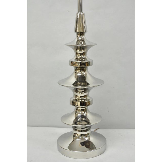 Mid 20th Century Vintage Italian Mid Century Modern Tall Sculptural Silver Ceramic Table Lamp For Sale - Image 5 of 18